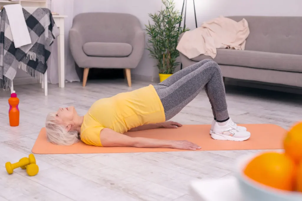 Easy spine-strengthening exercises to improve spinal health at home